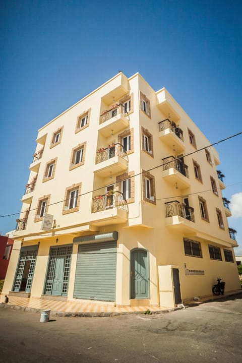 Property building, Floor plan, Logo/Certificate/Sign, On site, Street view