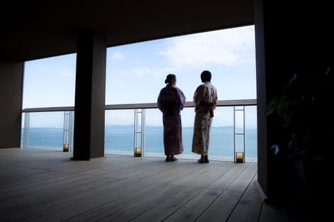 Balcony/Terrace, Lobby or reception, Sea view