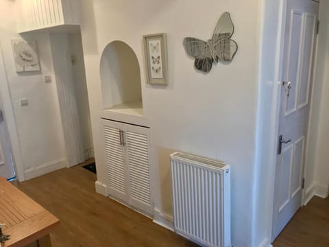 Patio, Area and facilities