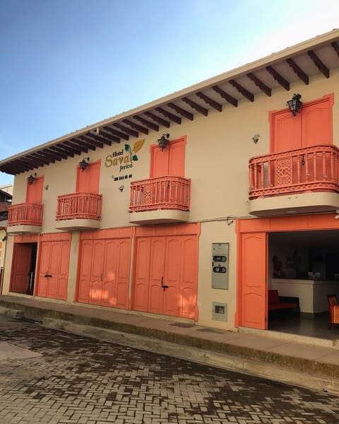Property building, Facade/entrance