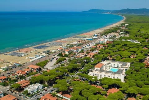 Day, Natural landscape, Bird's eye view, Beach, City view, Sea view