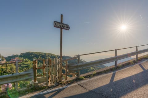 Facade/entrance, Day, Property logo or sign, Natural landscape, Mountain view