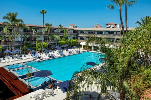 Pool view, Swimming pool, Swimming pool