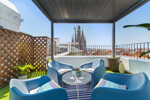 View (from property/room), Balcony/Terrace, Seating area