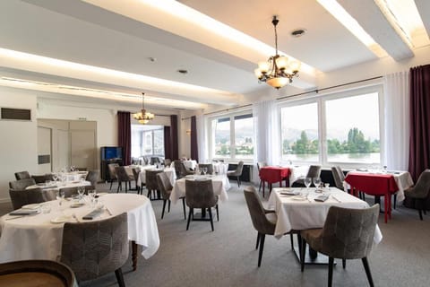 Logis Hôtel Le Bellevue Hotel in Condrieu