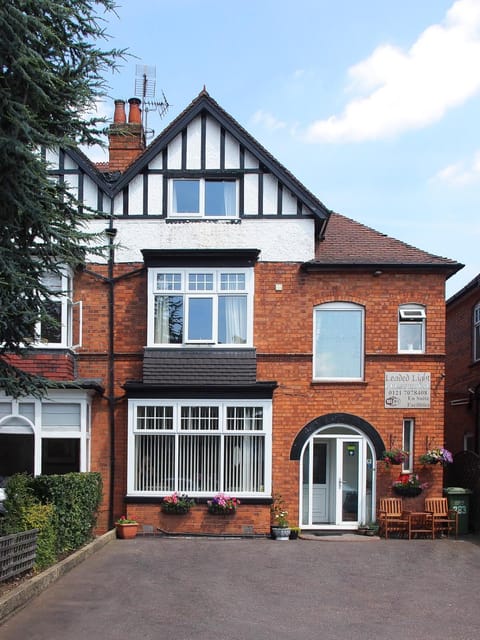 Leaded Light Guest House Bed and Breakfast in Solihull