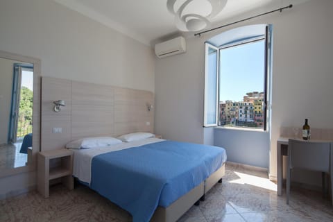 Cecio 5 Terre Rooms Bed and Breakfast in Corniglia
