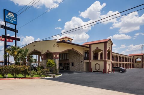 Property building, Day, Parking