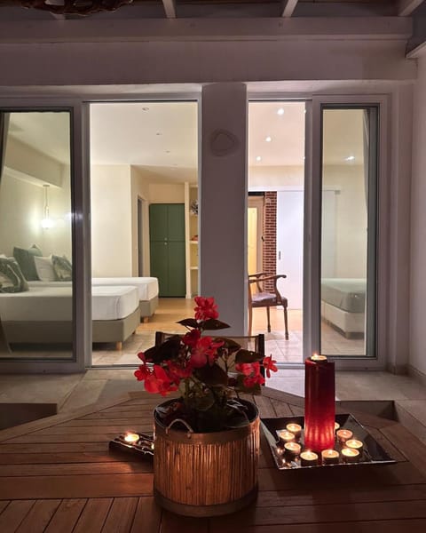 Balcony/Terrace, Inner courtyard view