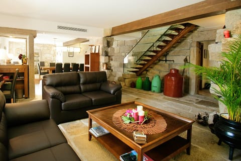 Living room, Internal: Not applicable to any particular room