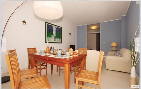 Coffee/tea facilities, Living room