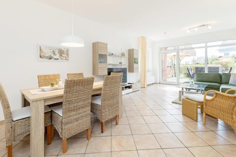 W1 - Gästehaus Christian-Westphal-Str 60 - FERIENDOMIZIL HOLLICH Apartment in Grömitz