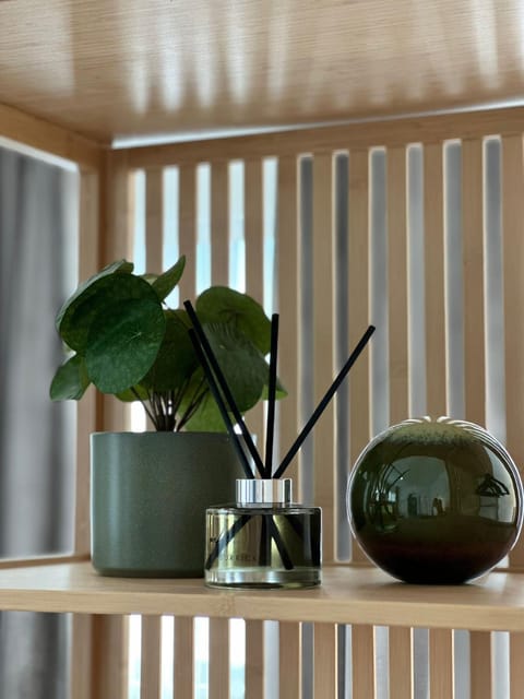 Living room, Decorative detail, Seating area, Dining area, Bedroom