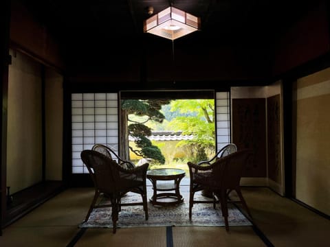 Living room, Internal: Not applicable to any particular room