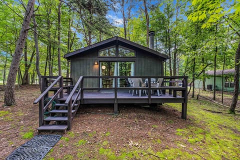 Property building, Day, Natural landscape, Summer