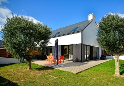 Patio, Garden, Garden view