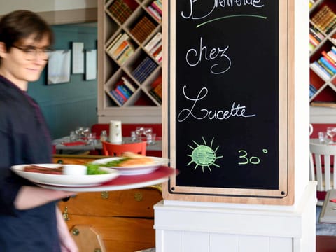 Restaurant/places to eat