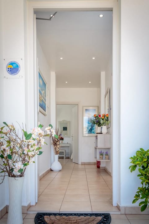 John's Rooms & Studios Apartment in Paros
