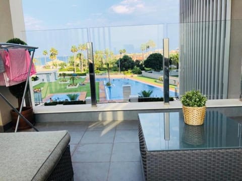 View (from property/room), City view, Garden view, Lake view, Mountain view, Pool view, Sea view, Street view