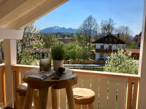 Spring, Day, Balcony/Terrace, On site, Garden view, Mountain view
