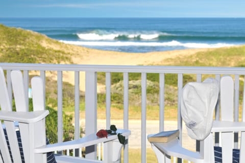 Balcony/Terrace, Animals, Sea view