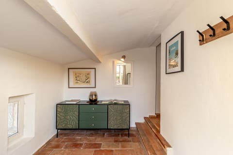 Mas Oréa Sous la glycine House in Gordes