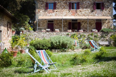 Facade/entrance, Garden, Balcony/Terrace