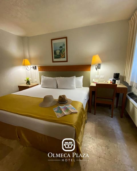 room service, room service