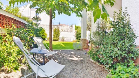 Off site, Garden, Balcony/Terrace