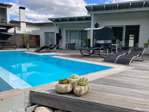 Balcony/Terrace, Pool view, Pool view