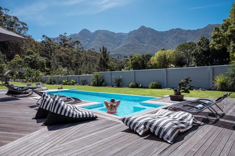 Patio, Natural landscape, Garden, Mountain view, Pool view, Swimming pool, sunbed
