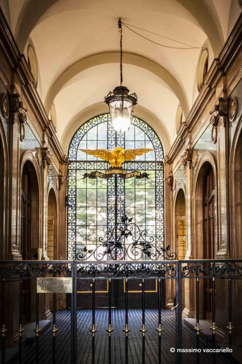 Golden Eagle Apartment in Turin