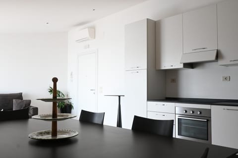 Casa Del Sole DX Apartment in Numana