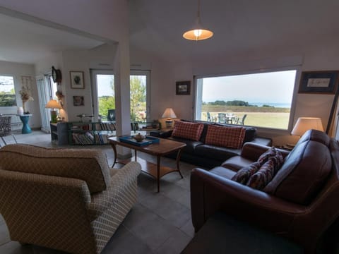 Maison calme proche plage des Grands Sables, animaux acceptés - FR-1-418-119 House in Locmaria