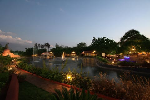 Bird's eye view, Lake view