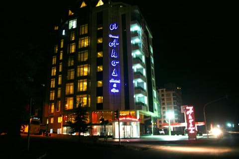 Facade/entrance, Off site, Night
