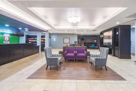 Lobby or reception, On site, Supermarket/grocery shop