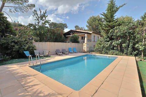 Property building, Pool view, Swimming pool