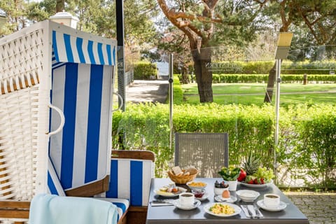 Sea view, Breakfast