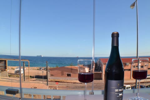 City view, Sea view