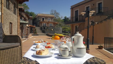 Day, Breakfast