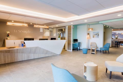 Lobby or reception, On site