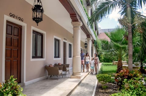 Property building, Balcony/Terrace