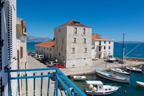 Nearby landmark, Sea view