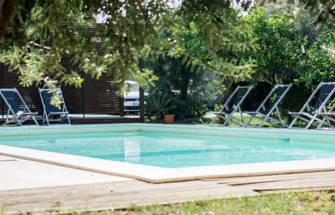 Spring, Day, Garden, Garden view, Pool view, Swimming pool, sunbed