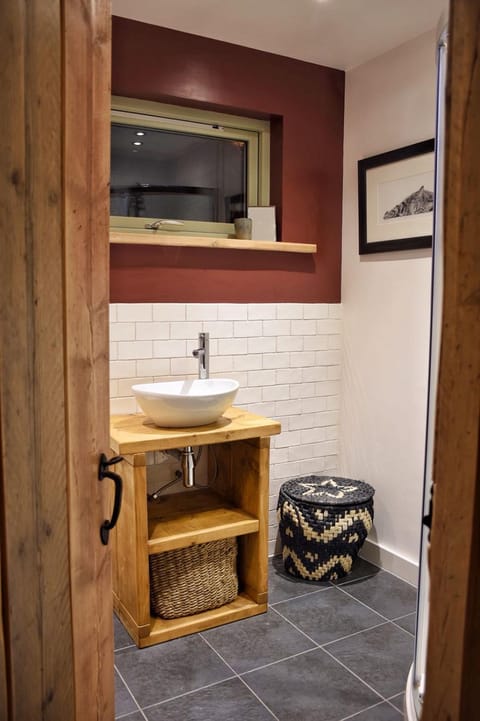 Cosy Cottage House in Glencoe