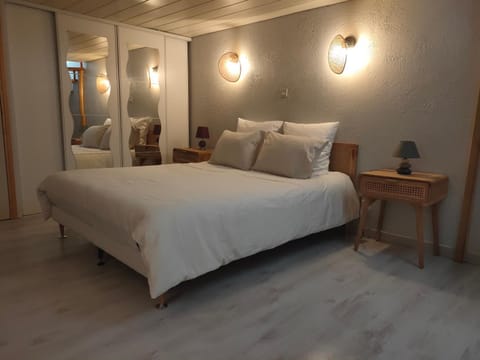 Gite la Denteliere House in Calais