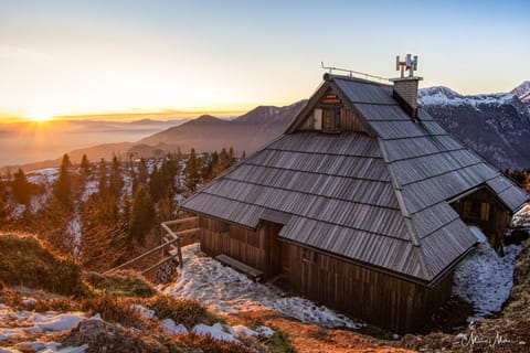 Bird's eye view, Mountain view