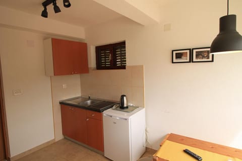 Coffee/tea facilities, Kitchen or kitchenette