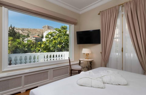 Balcony/Terrace, Bedroom, City view, Landmark view, Street view